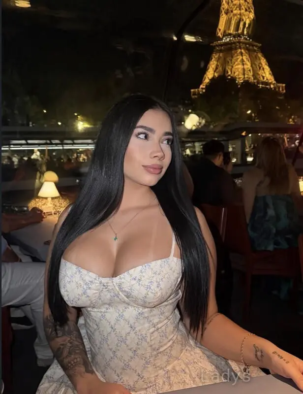 Fellations Gorge, 21 years beautiful nude Marseille escorts girl, height 163 sm, Weight 66 kg