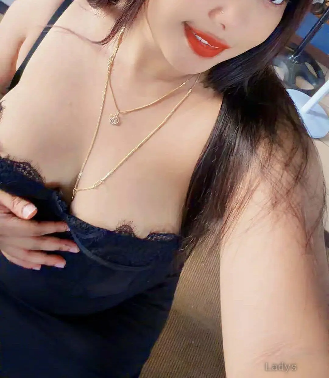 Adaline, 26 years beautiful nude Mauritius escorts girl, height 170 sm, Weight  kg