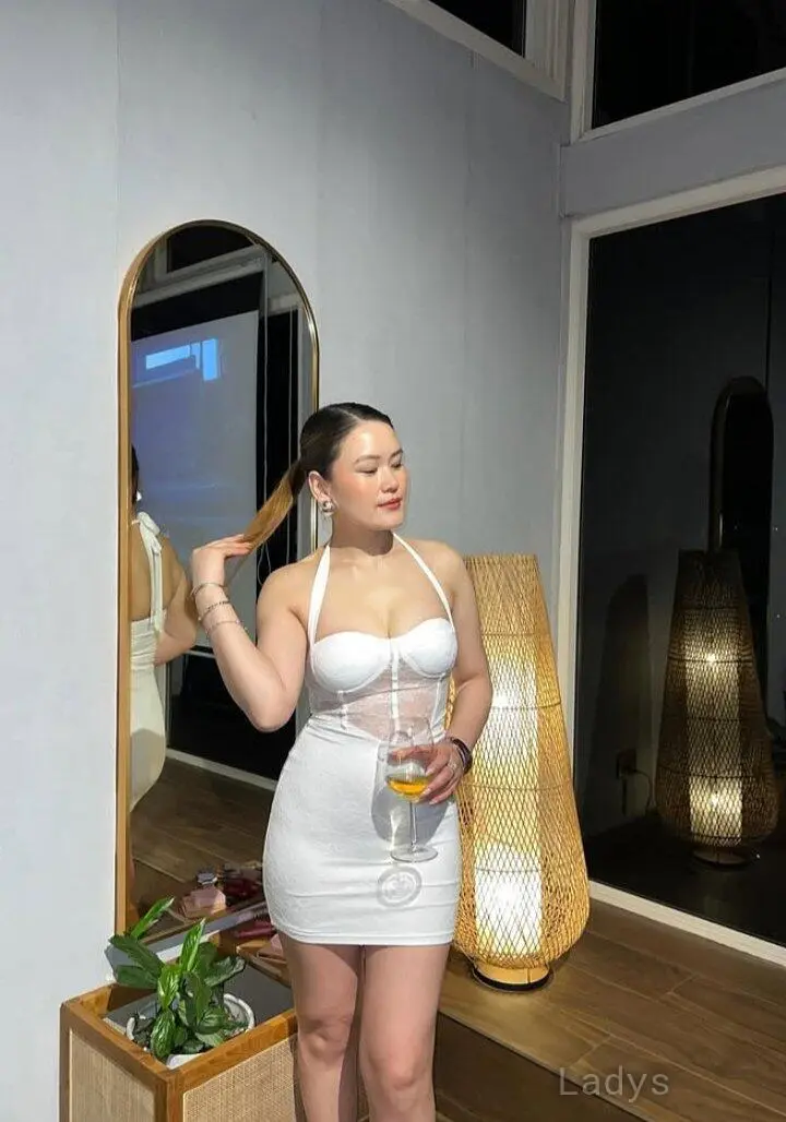 Jennie Doorstep Incall/outcall Available, 24 years beautiful nude Mauritius escorts girl, height 160 sm, Weight kg