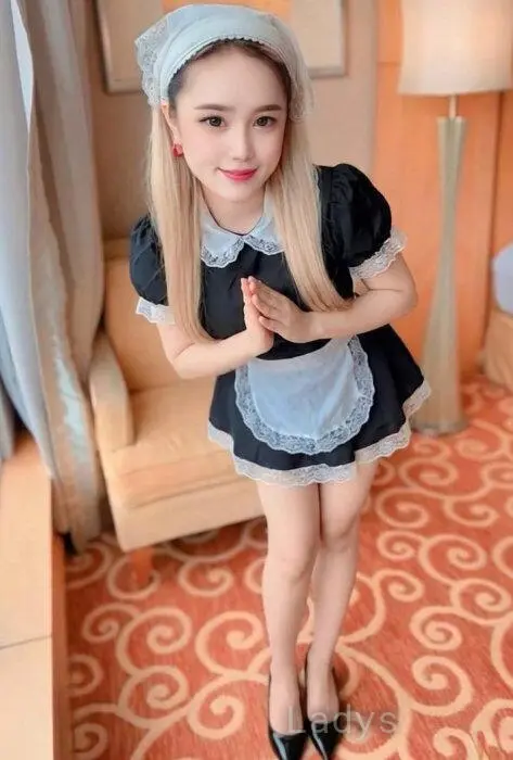 Flo, 23 years beautiful nude Medan escorts girl, height 162 sm, Weight 63 kg