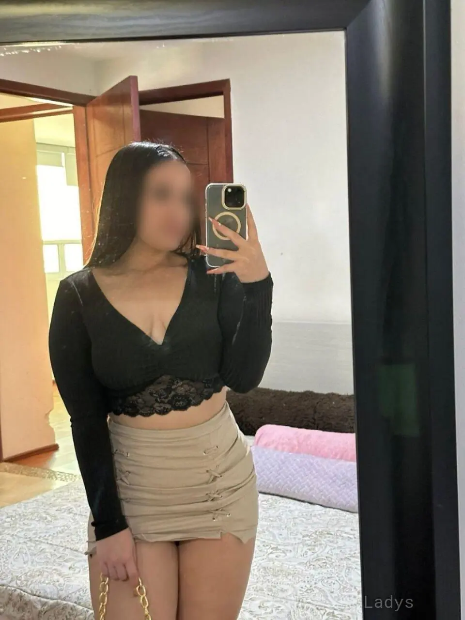 Gina, 20 years old Medellin escort girl with big tits, height 163 sm, Weight kg