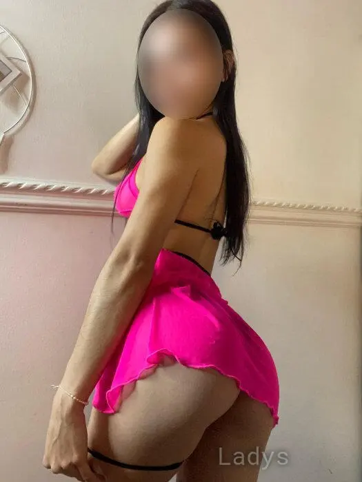 Natalia, 28 years beautiful nude Medellin escorts girl, height 167 sm, Weight 52 kg