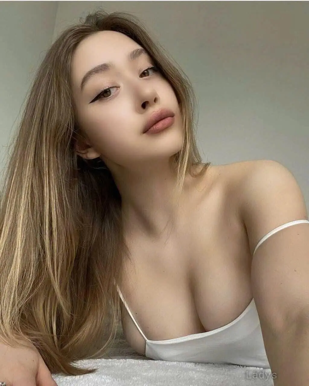 Nasao, 26 years beautiful nude Medina escorts girl, height 160 sm, Weight  kg
