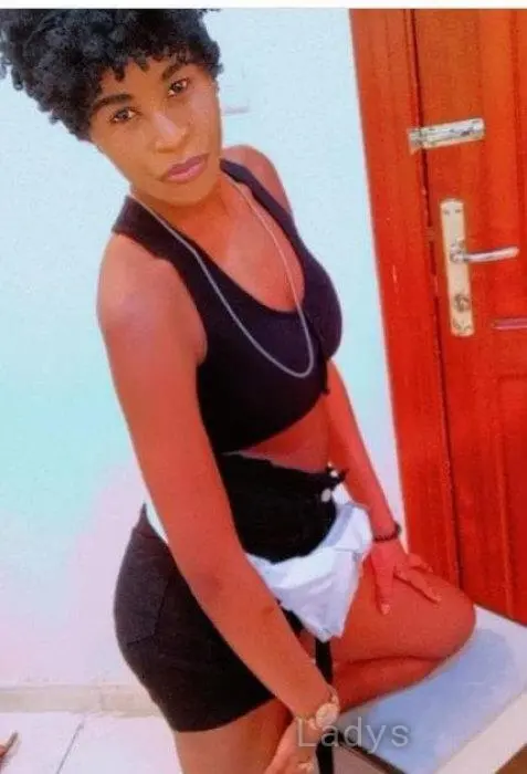 Piri, 27 years beautiful nude Medina escorts girl, height 167 sm, Weight 52 kg