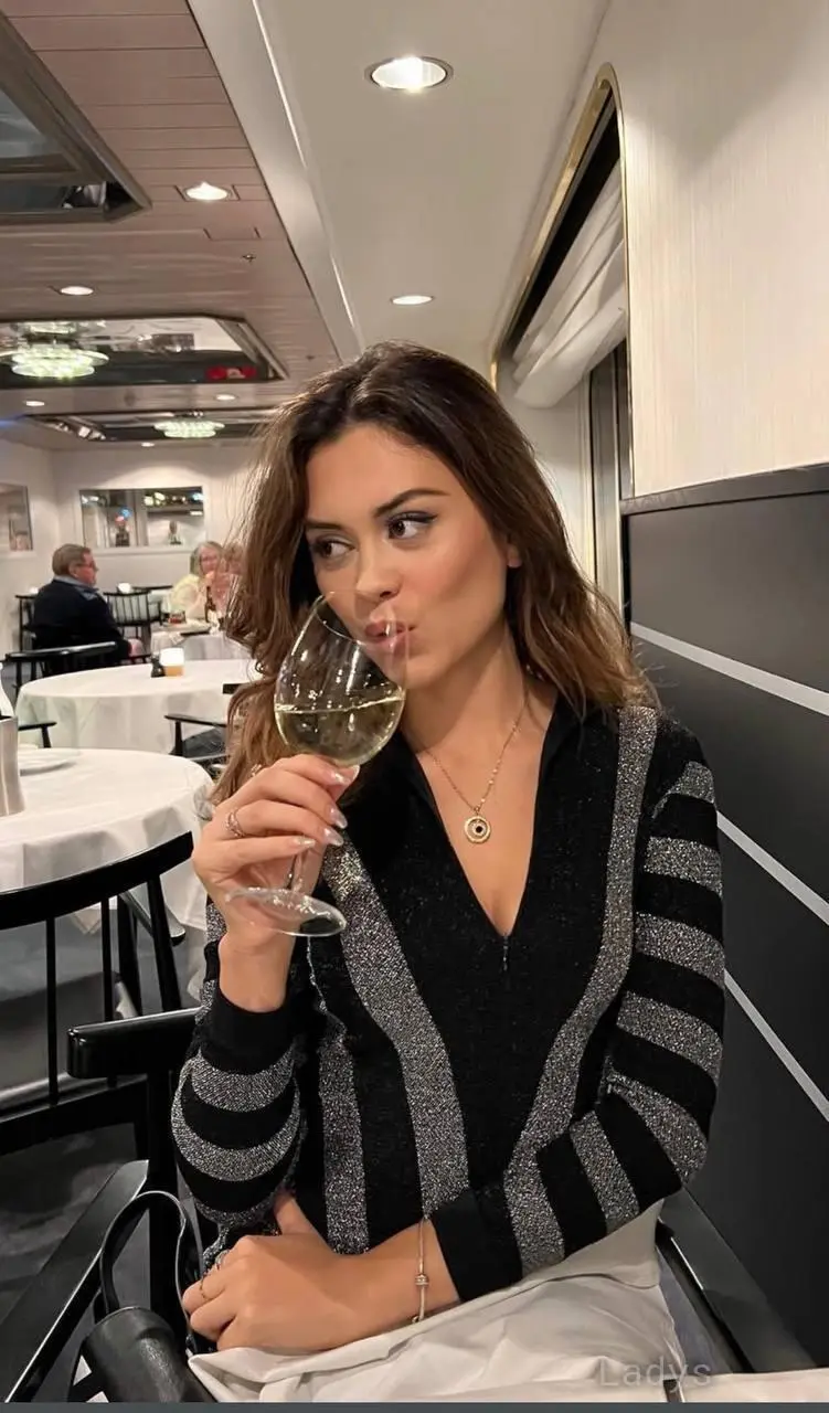 Fuck my pussy guys i tips kash, 40 years beautiful nude Melbourne escorts girl, height 130 sm, Weight 50 kg