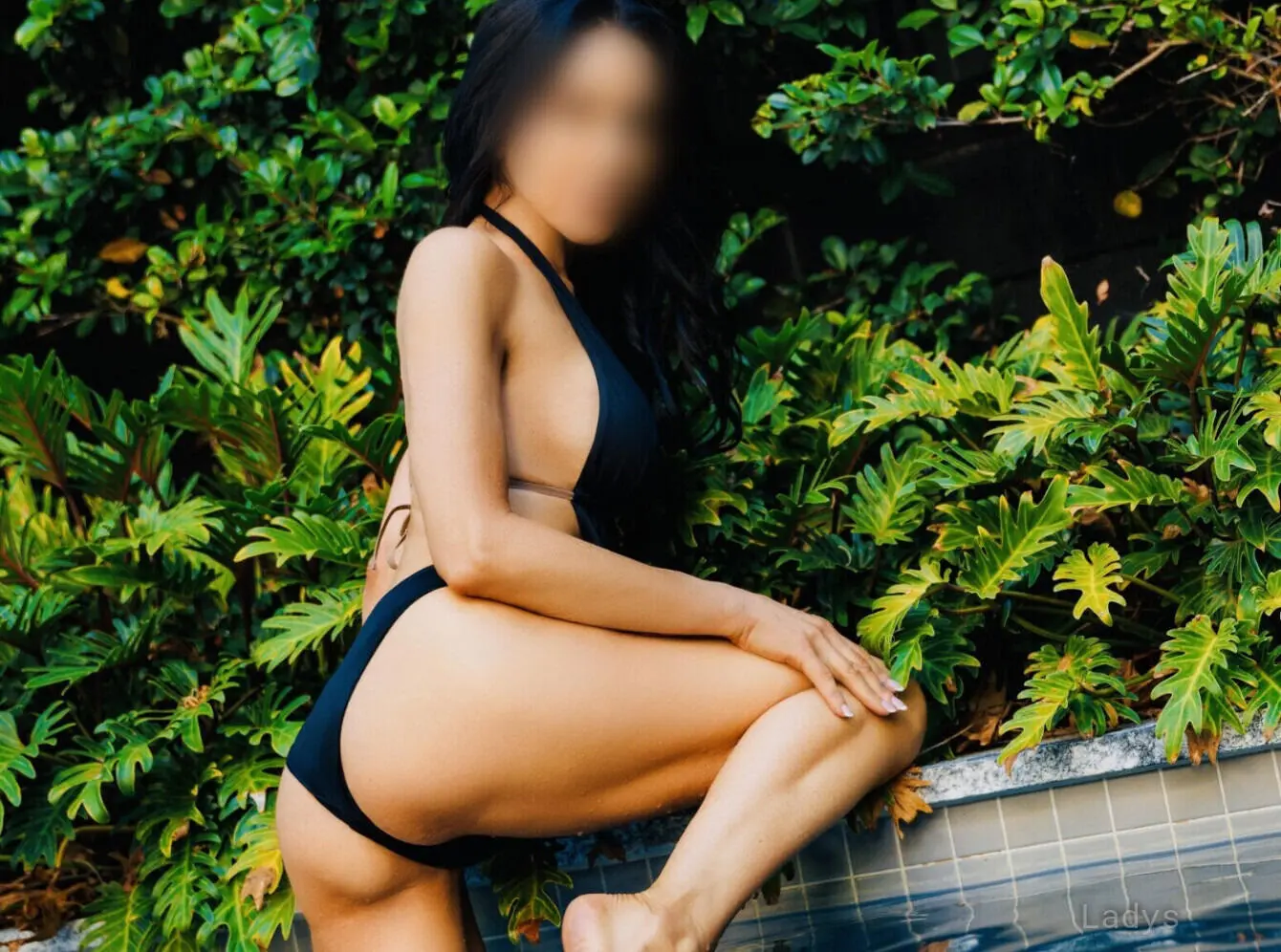 Natasha Monroe, 41 years beautiful nude Melbourne escorts girl, height 171 sm, Weight 56 kg