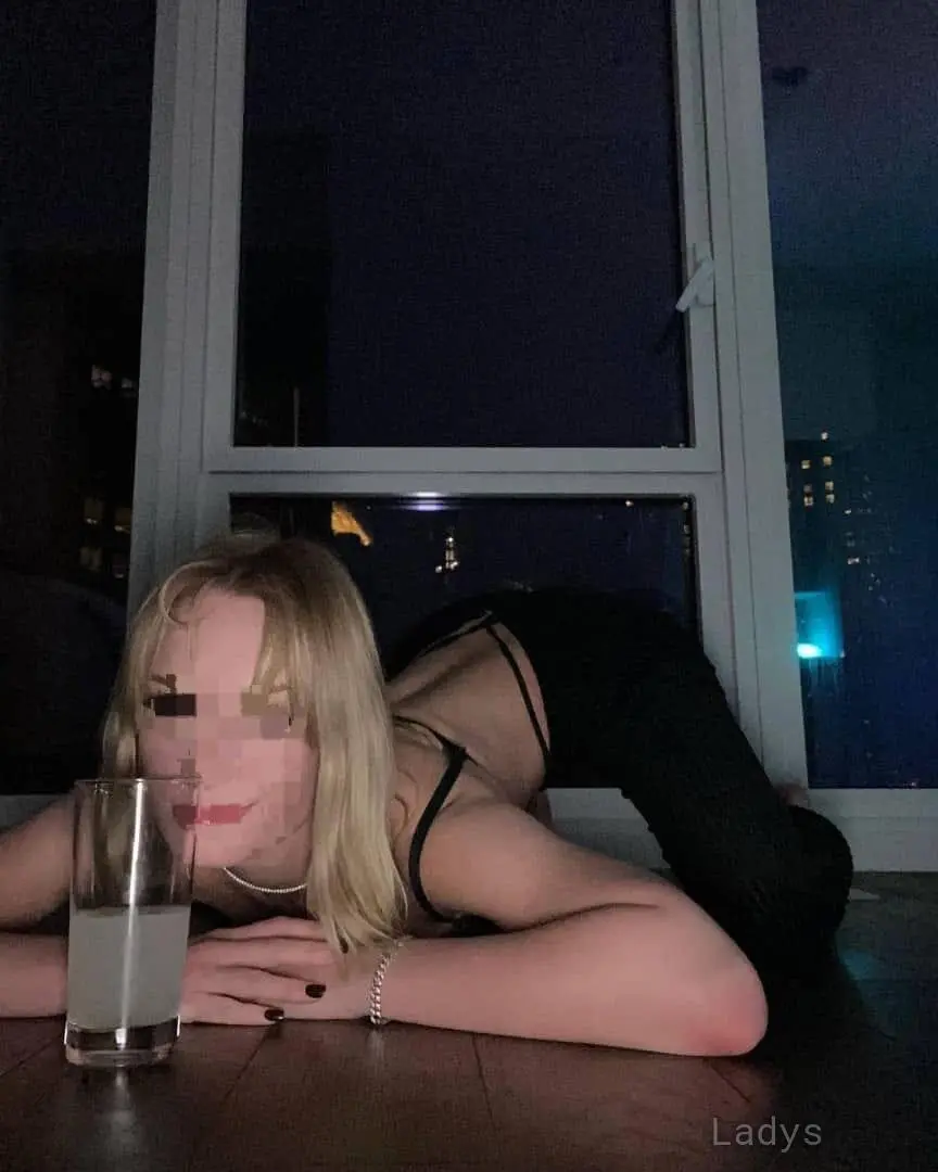 Belinda christelle, 28 years beautiful nude Metz escorts girl, height 162 sm, Weight 57 kg