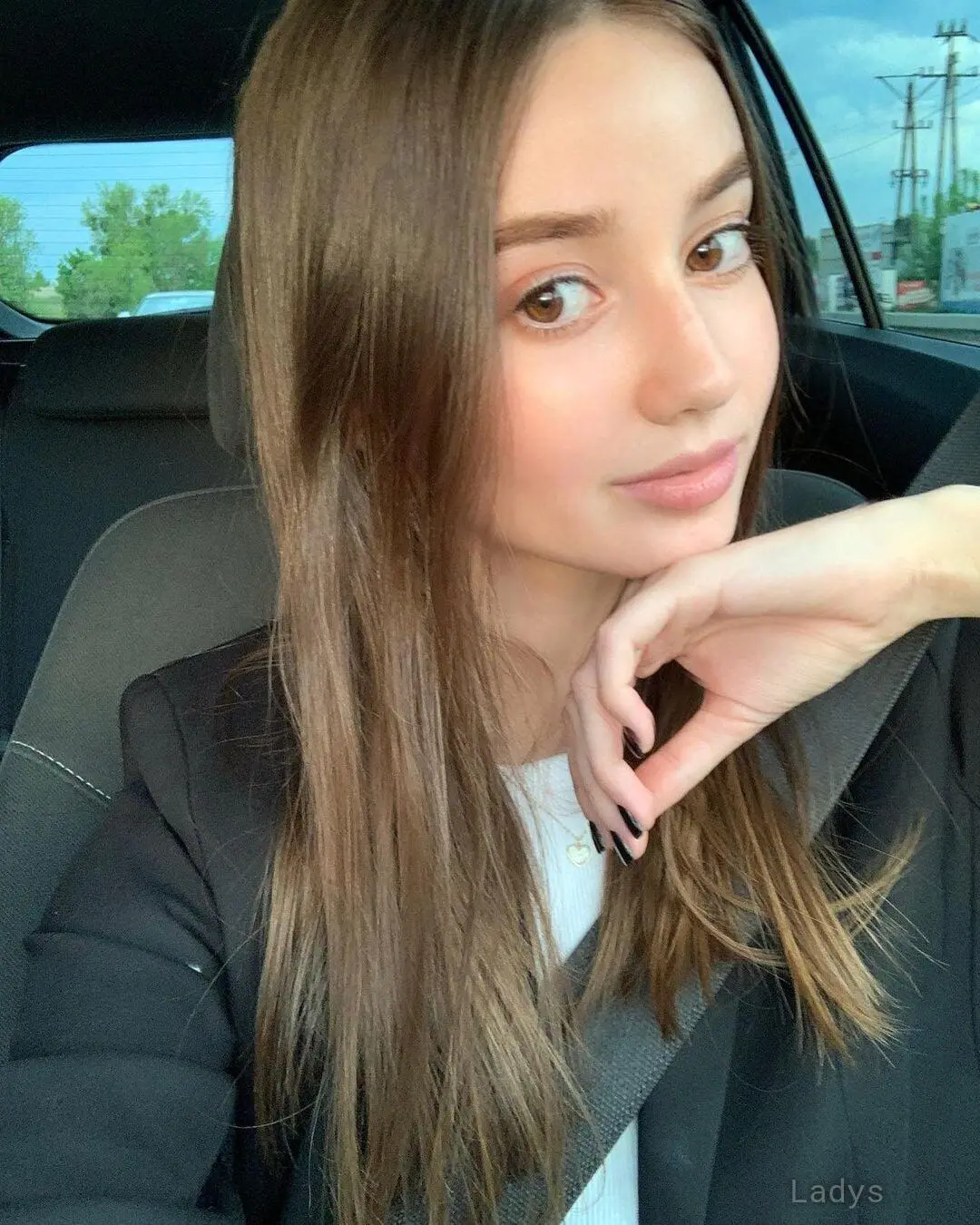 Regina Shaatko, 25 years old Miami escort girl with big tits, height 165 sm, Weight 41 kg