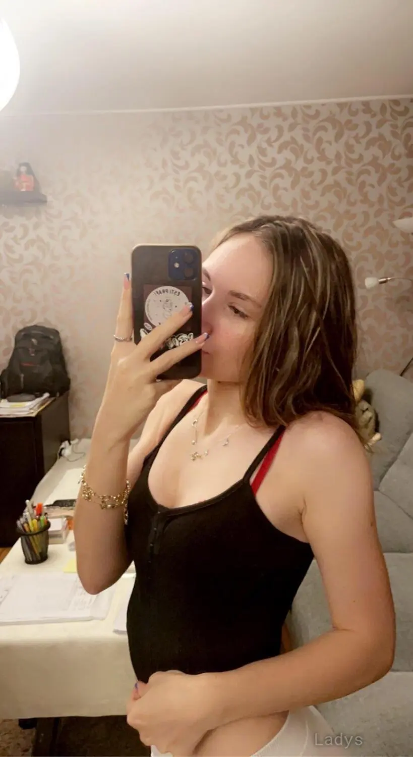 Elena paloma, 26 years beautiful nude Miami escorts girl, height 176 sm, Weight 57 kg