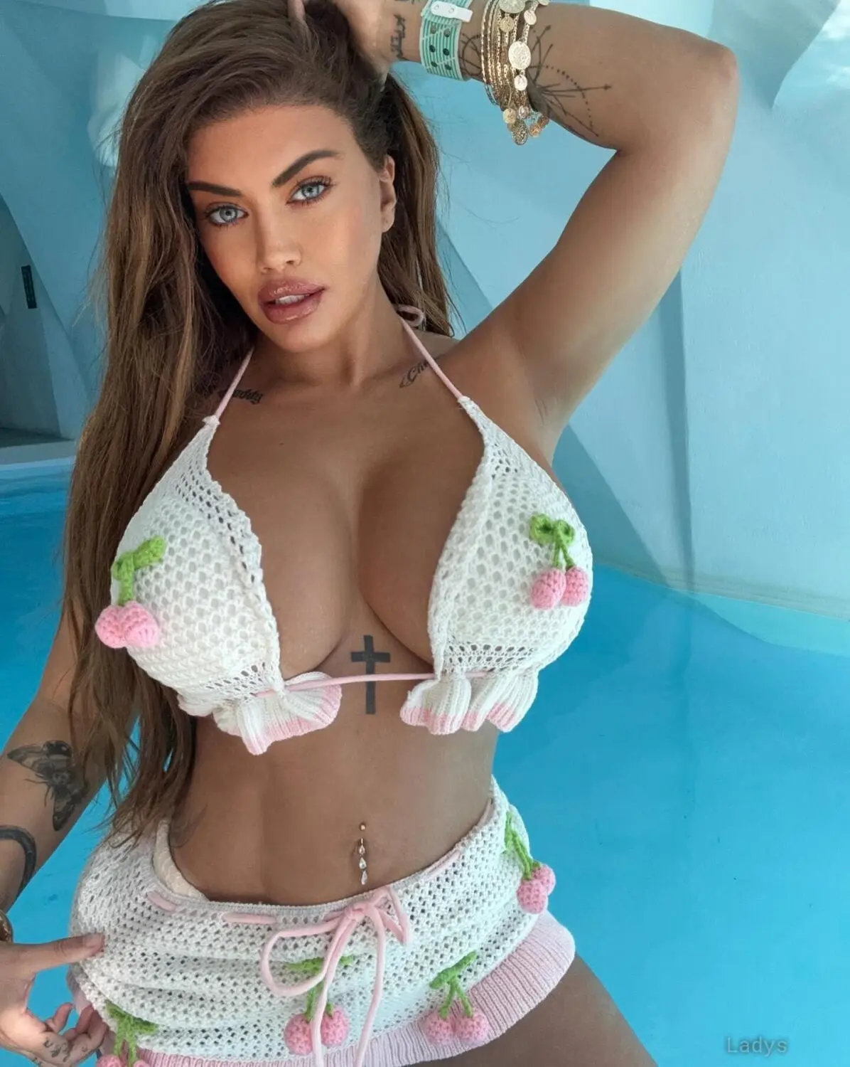 Toochi Kash, 28 years beautiful nude Miami escorts girl, height 170 sm, Weight 62 kg