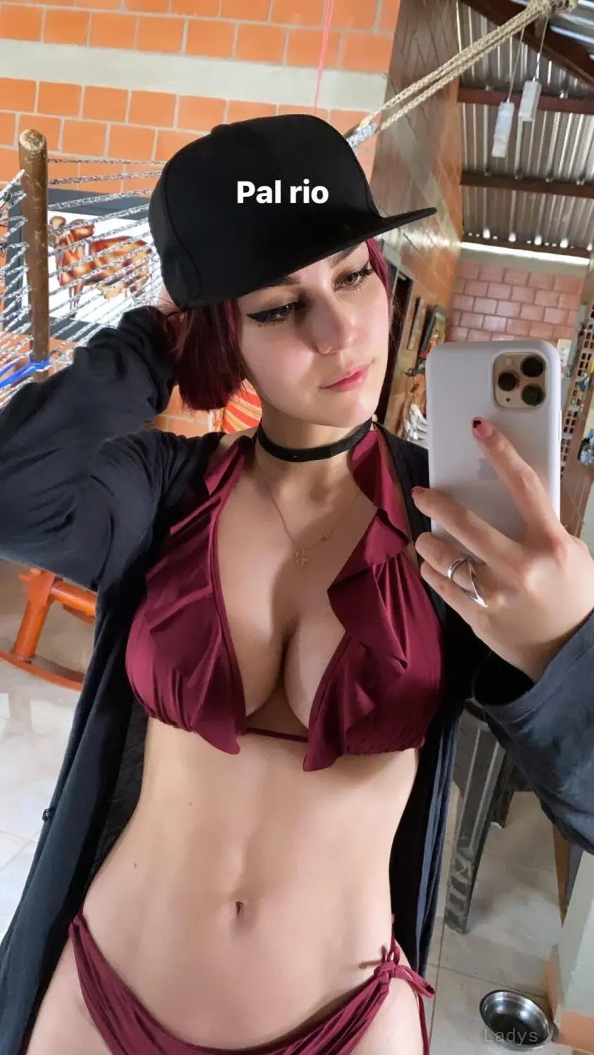 Arielle, 24 years old Milan escort girl with big tits, height 148 sm, Weight 44 kg