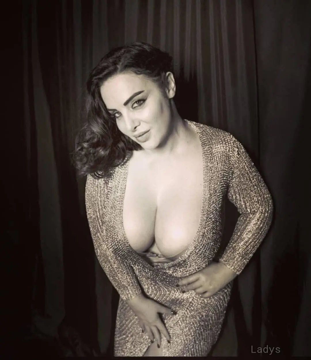 Francesca Maria Giuliano, 40 years old Milan escort girl with big tits, height 173 sm, Weight 65 kg