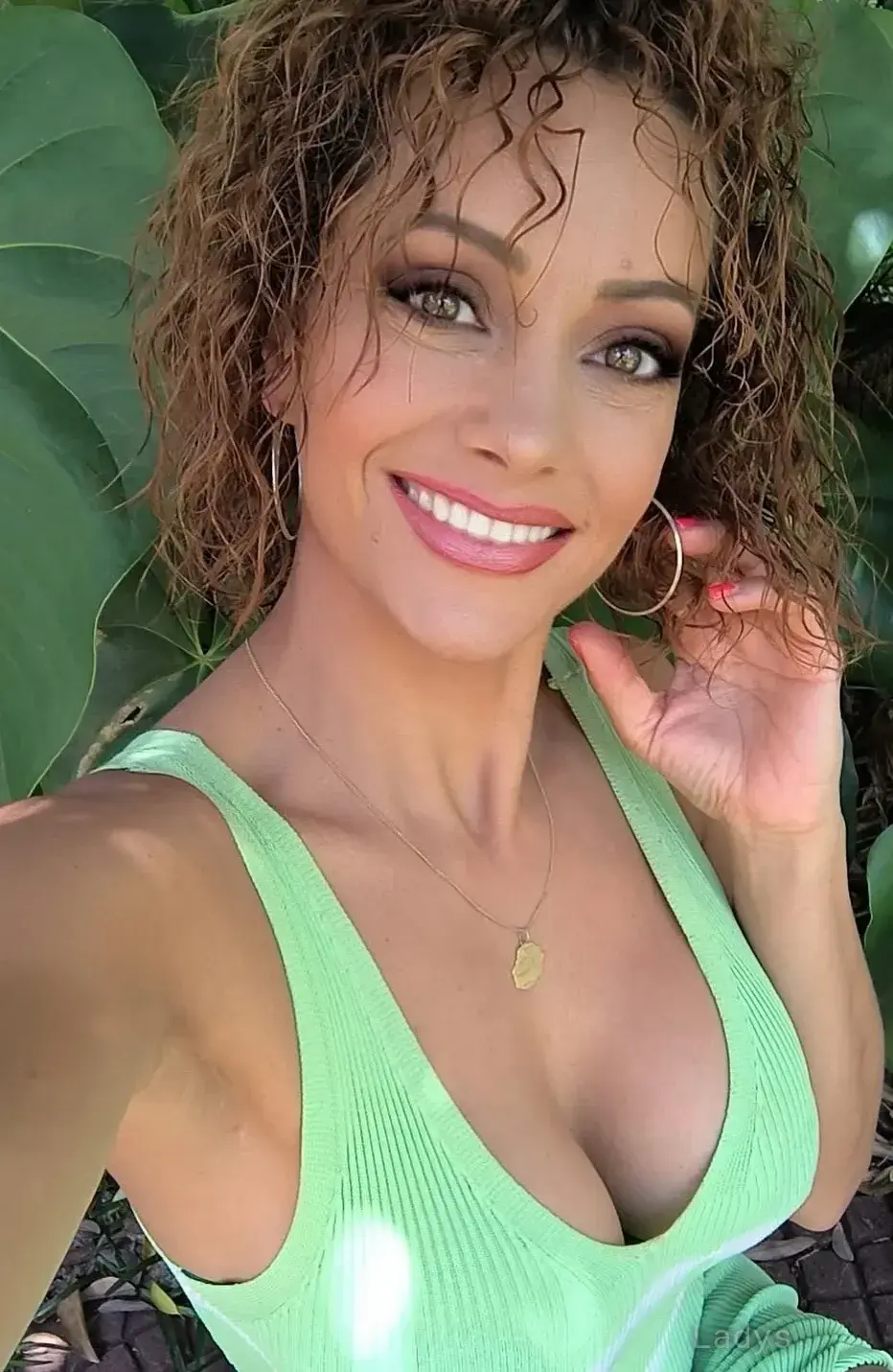 Kaleeeeen_Moi, 46 years beautiful nude Milan escorts girl, height 168 sm, Weight 60 kg