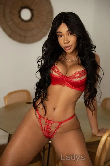Mia Rosa, 27 years beautiful nude Milan escorts girl, height 170 sm, Weight 64 kg