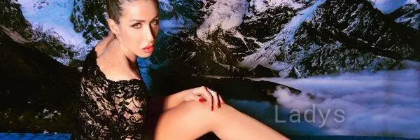 Nicole Vega, 27 years beautiful nude Milan escorts girl, height 166 sm, Weight 61 kg