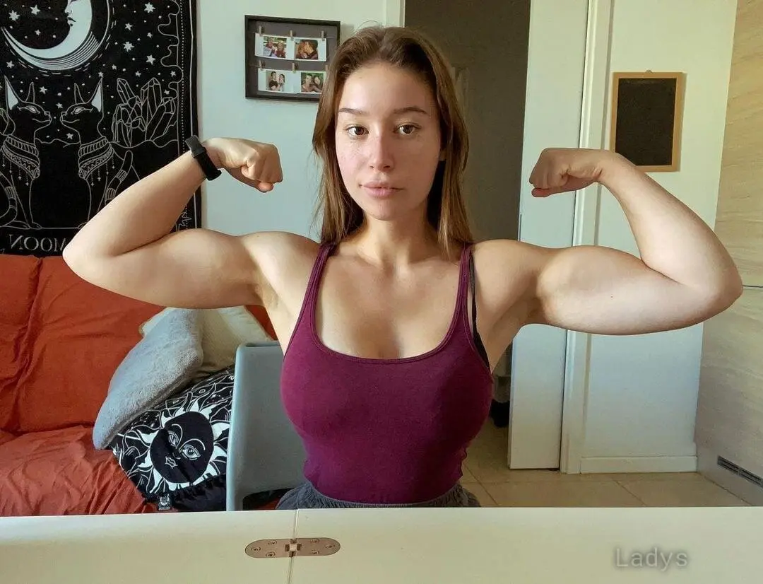 Moonchild_77, 29 years old Minneapolis escort girl with big tits, height 167 sm, Weight 55 kg