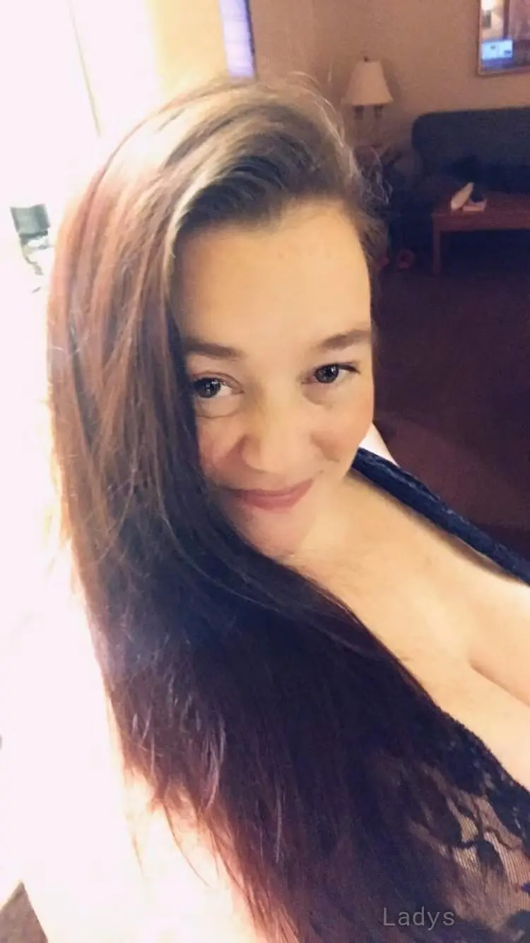 Alexis Rose, 30 years beautiful nude Minneapolis escorts girl, height 153 sm, Weight 110 kg