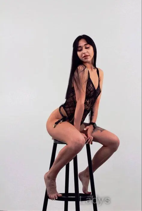 Albina, 23 years beautiful nude Minsk escorts girl, height 167 sm, Weight 56 kg