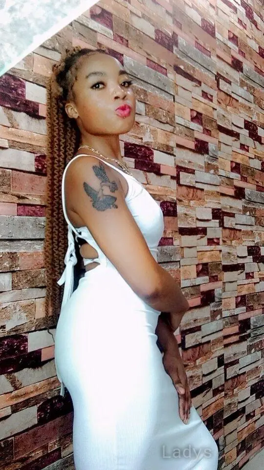 Chelsea Ade, 25 years beautiful nude Mombasa escorts girl, height 130 sm, Weight kg