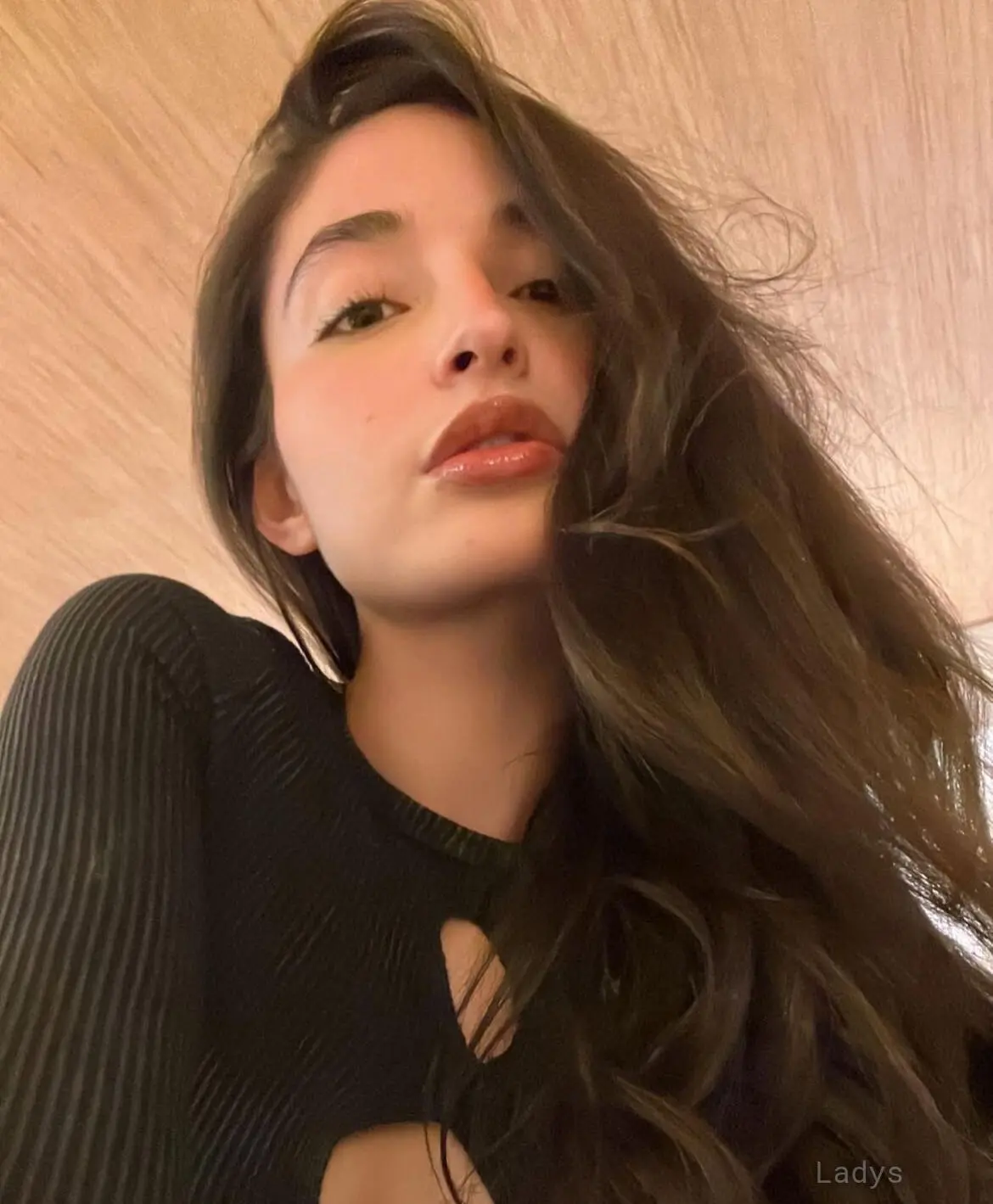 Martine Legrand, 24 years beautiful nude Mondorf les Bains escorts girl, height 170 sm, Weight 57 kg