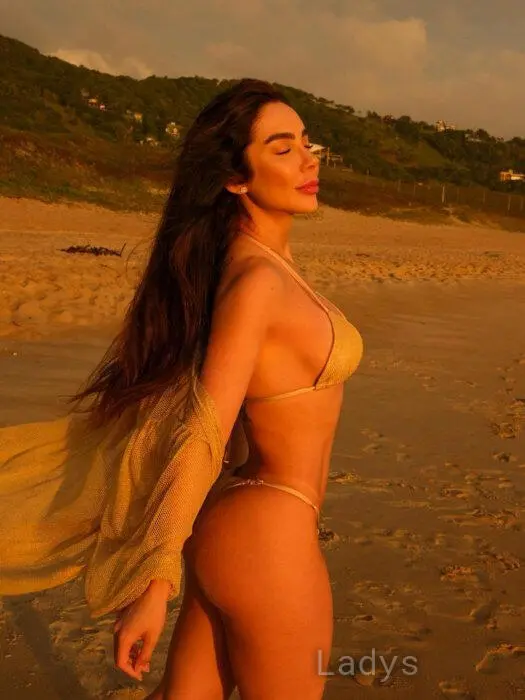 Gabi, 24 years beautiful nude Monte Carlo escorts girl, height 169 sm, Weight 54 kg