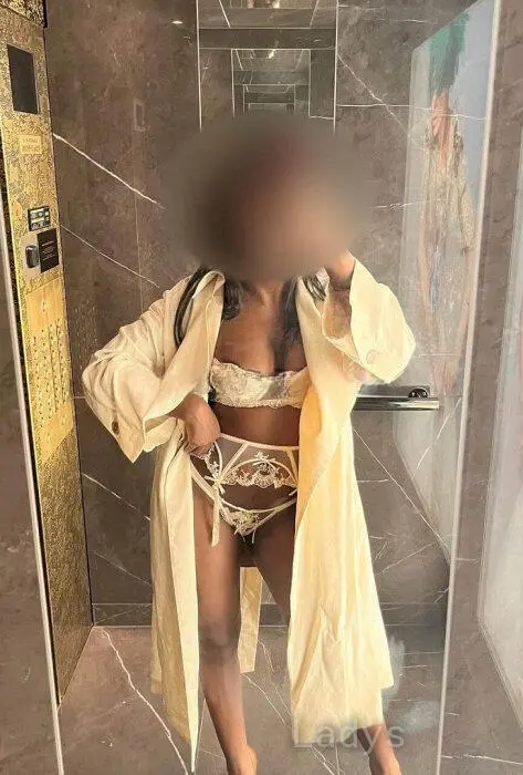 Tiffany, 31 years beautiful nude Monte Carlo escorts girl, height 162 sm, Weight 48 kg