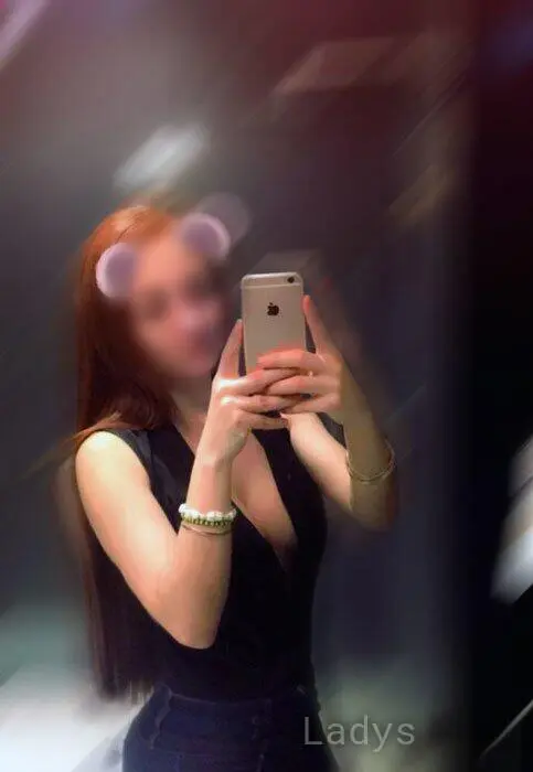 Gisella,  years old Monterrey escort girl with big tits, height  sm, Weight  kg