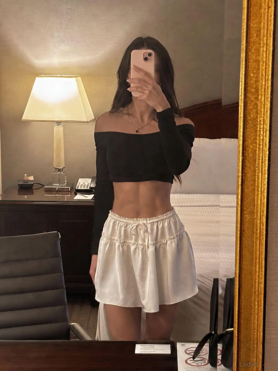 Elara Vela, 28 years beautiful nude Montreal escorts girl, height 158 sm, Weight 50 kg