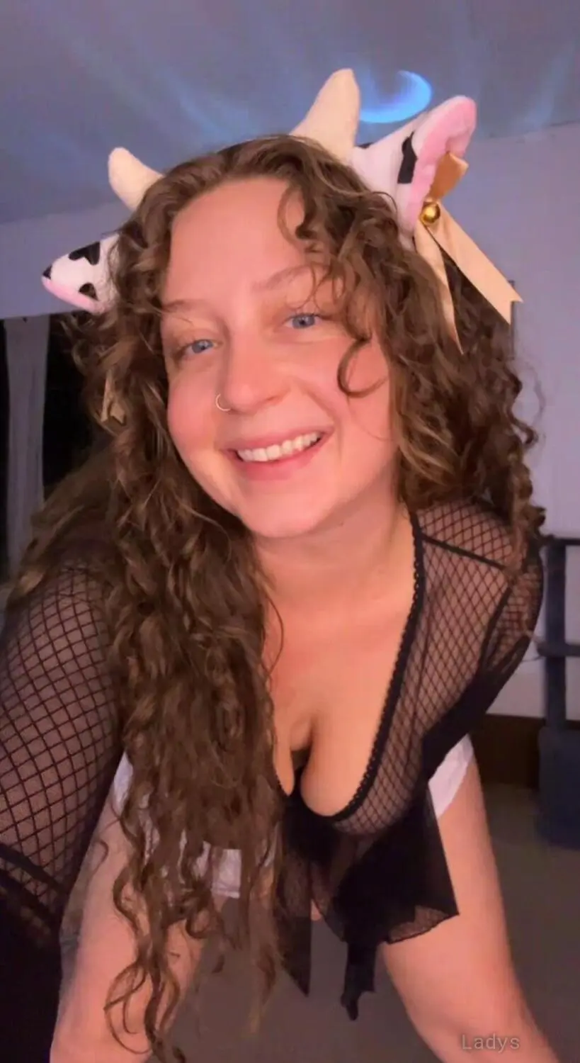 Rencontre coquine, 29 years beautiful nude Montreuil escorts girl, height 154 sm, Weight 44 kg