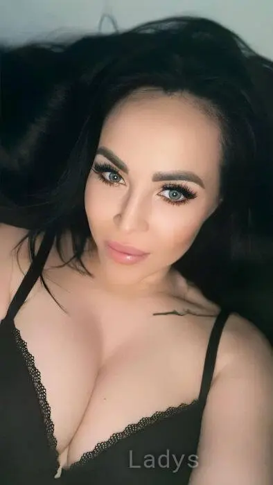 Nadia, 27 years beautiful nude Mostar escorts girl, height 168 sm, Weight 60 kg