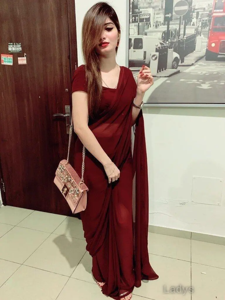 Priti, 23 years old Mumbai escort girl with big tits, height sm, Weight kg