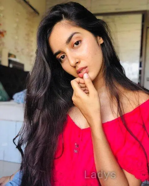 Sakshi, 21 years old Mumbai escort girl with big tits, height 143 sm, Weight  kg