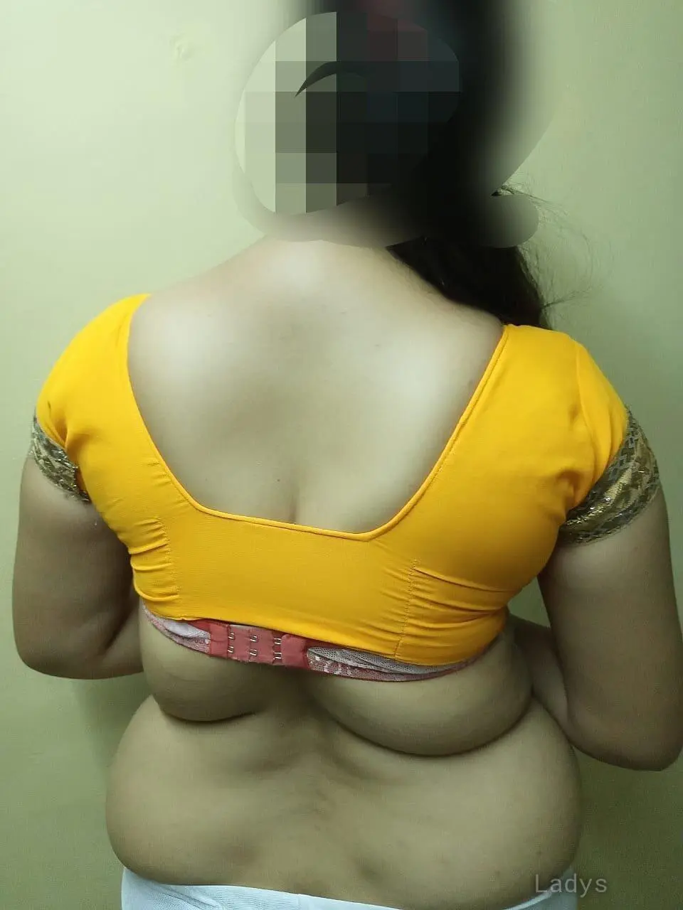 Shreya, 28 years old Mumbai escort girl with big tits, height sm, Weight kg