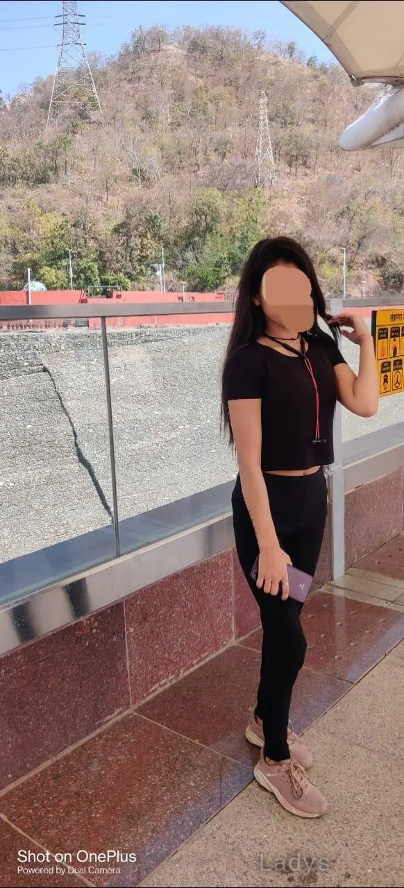 Varsha, 22 years old Mumbai escort girl with big tits, height 165 sm, Weight  kg