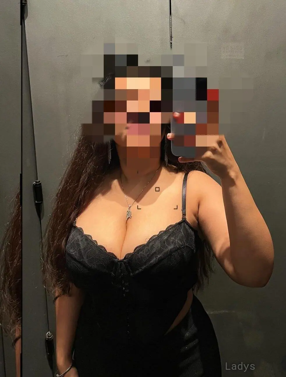Zoya, 29 years old Mumbai escort girl with big tits, height 158 sm, Weight  kg