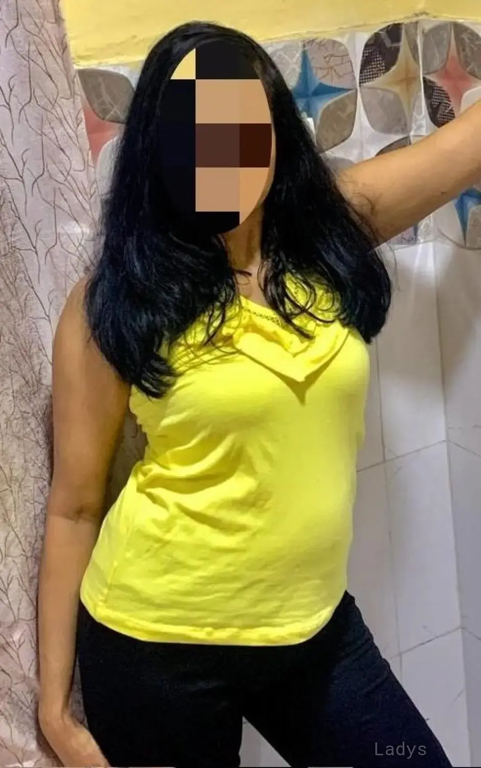Agents, 25 years beautiful nude Mumbai escorts girl, height 170 sm, Weight 55 kg