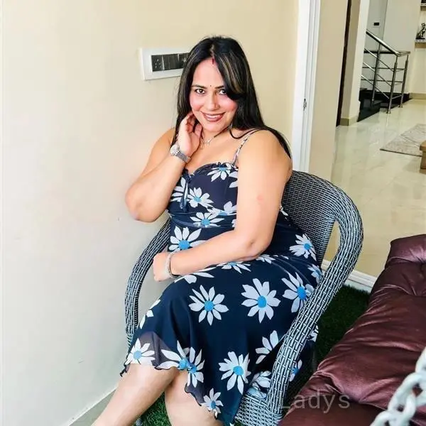 Anisha,  years beautiful nude Mumbai escorts girl, height  sm, Weight  kg