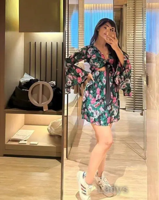 Bela,  years beautiful nude Mumbai escorts girl, height  sm, Weight  kg