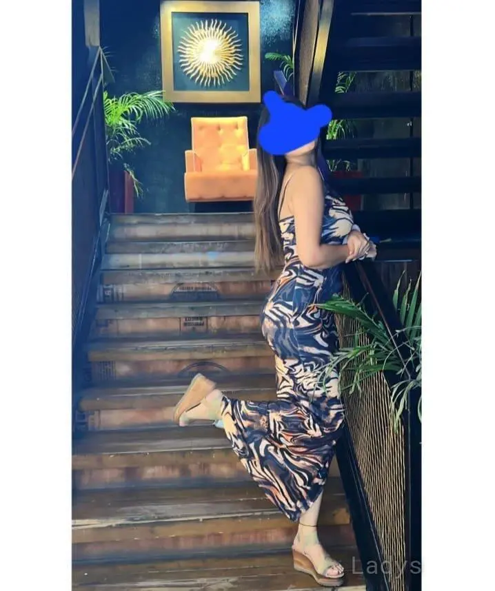 Eshika, 22 years beautiful nude Mumbai escorts girl, height 154 sm, Weight  kg