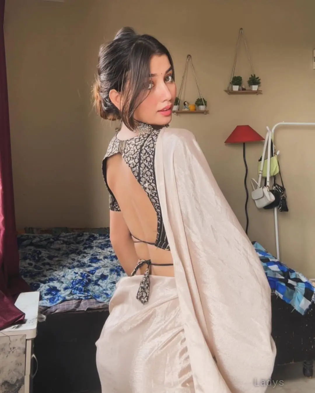 Hanalin,  years beautiful nude Mumbai escorts girl, height  sm, Weight  kg
