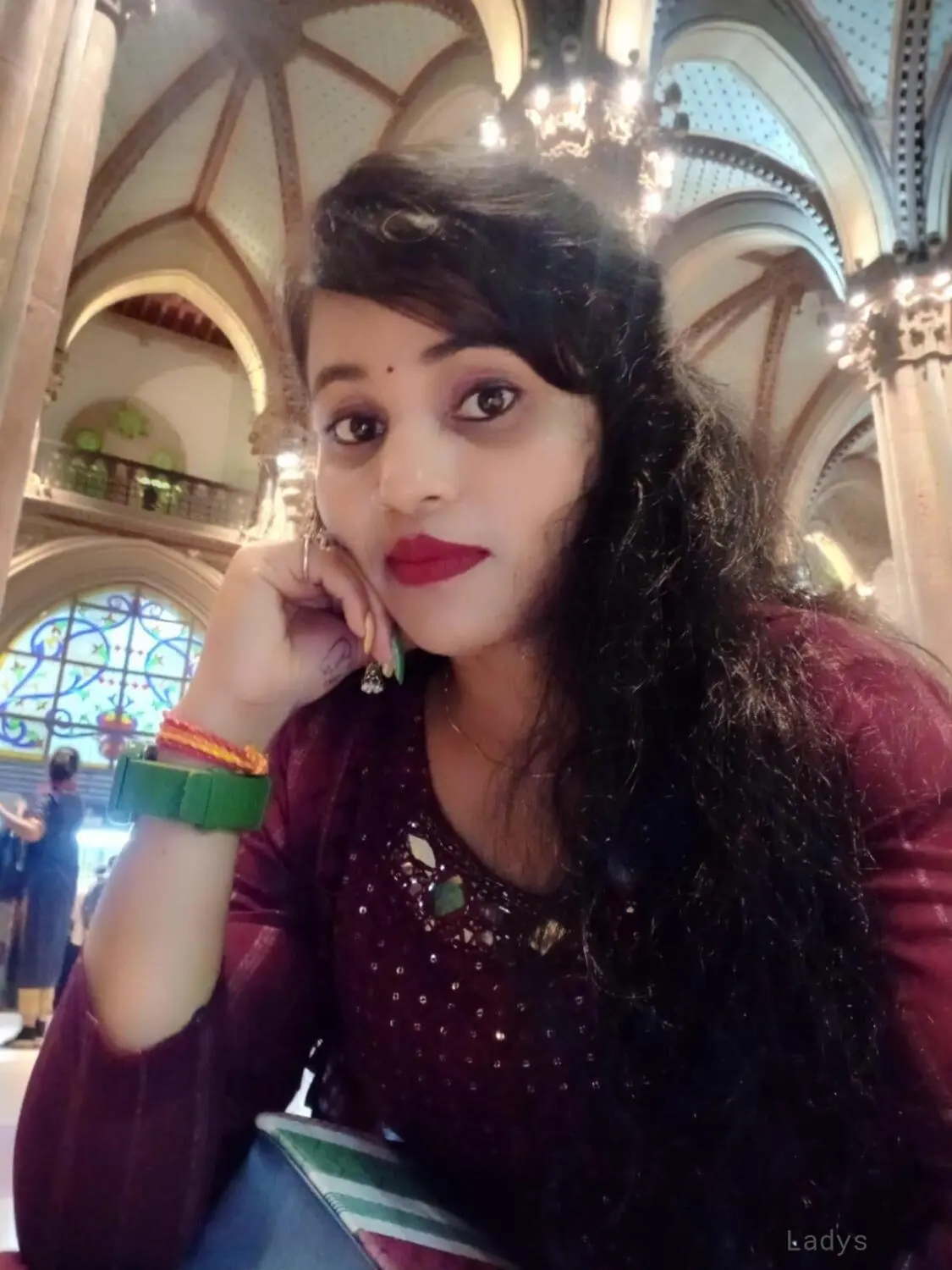 Mahek, 22 years beautiful nude Mumbai escorts girl, height 160 sm, Weight  kg