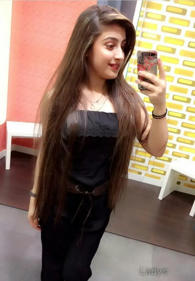 Natasha, years beautiful nude Mumbai escorts girl, height sm, Weight kg
