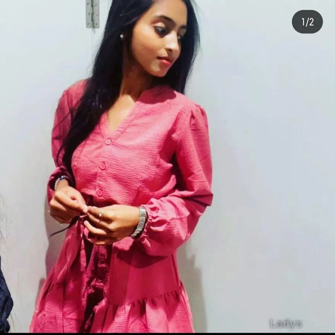 Riya,  years beautiful nude Mumbai escorts girl, height  sm, Weight  kg