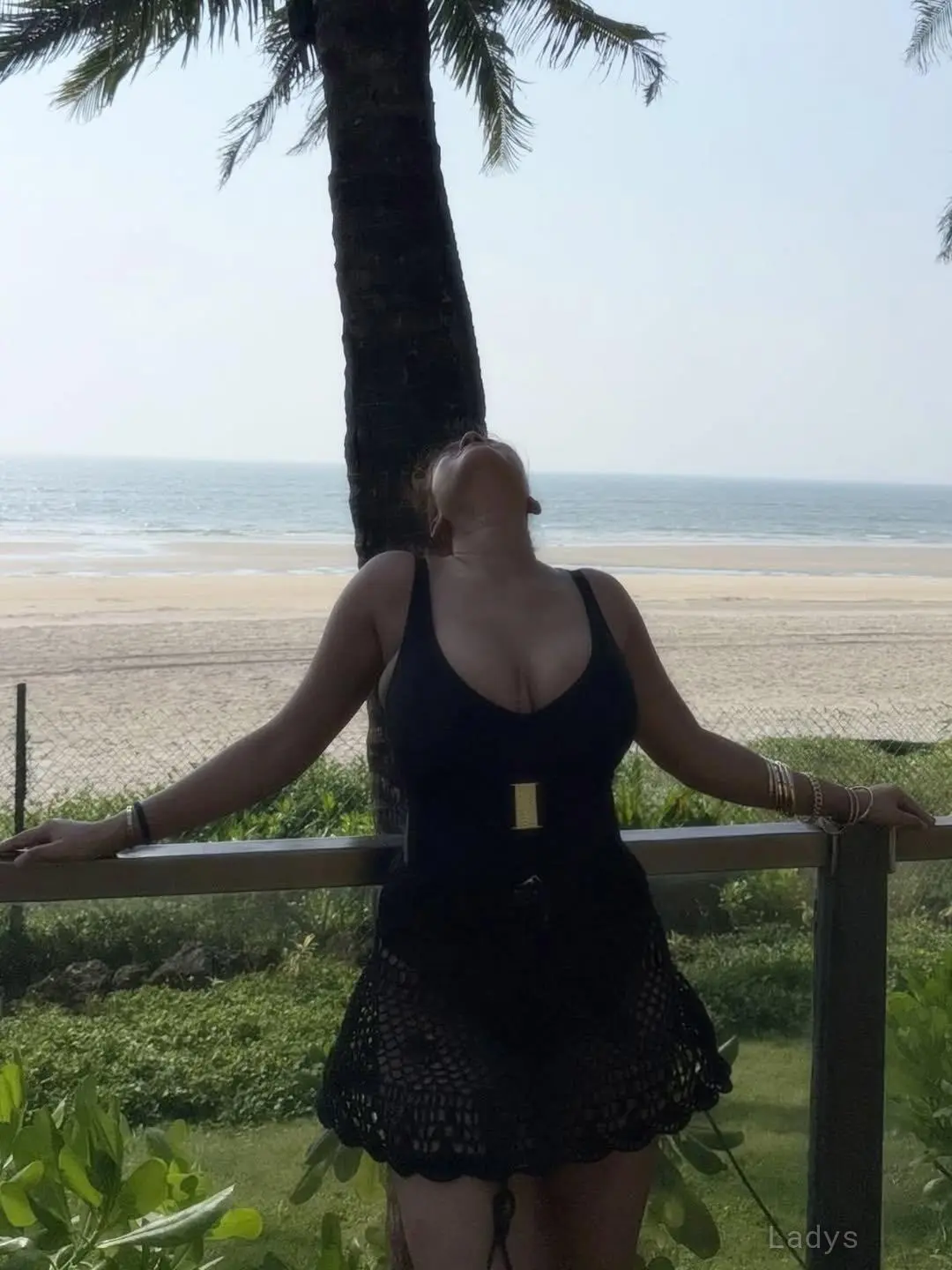 Sakshi, 22 years beautiful nude Mumbai escorts girl, height 156 sm, Weight kg