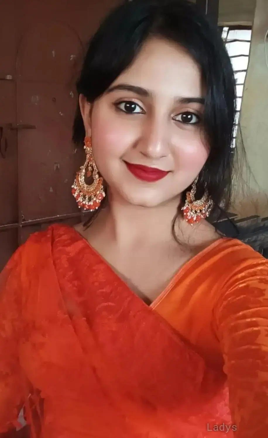 sanjana, 24 years beautiful nude Mumbai escorts girl, height 166 sm, Weight 50 kg