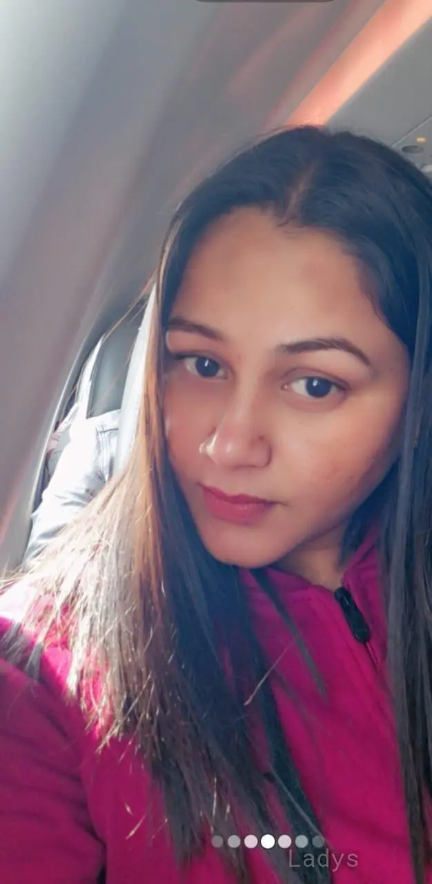 Sapna, 22 years beautiful nude Mumbai escorts girl, height 154 sm, Weight  kg
