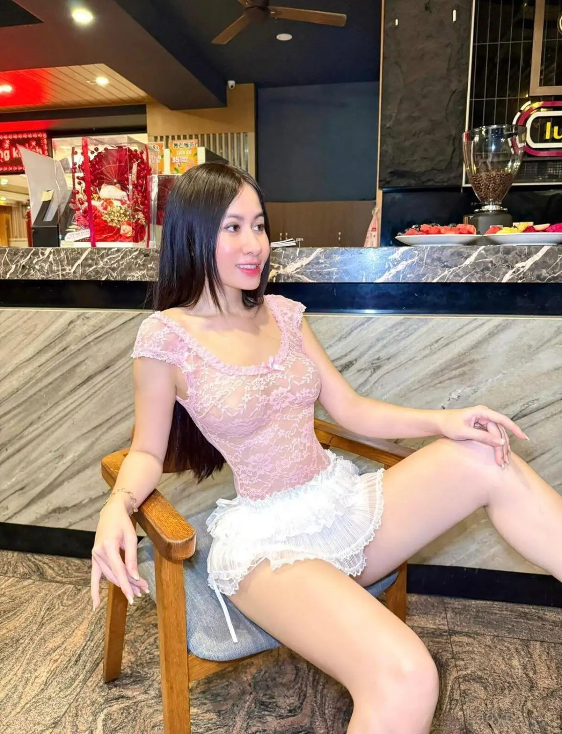 Selena, 22 years beautiful nude Mumbai escorts girl, height 163 sm, Weight  kg