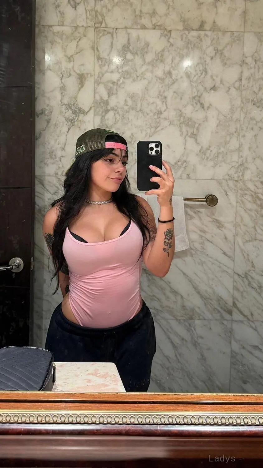 Elena, 26 years old Munich escort girl with big tits, height  sm, Weight  kg