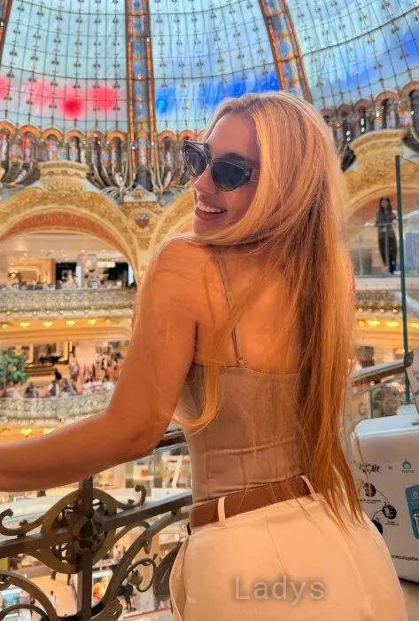 Balenciaga, 20 years beautiful nude Munich escorts girl, height 158 sm, Weight 61 kg