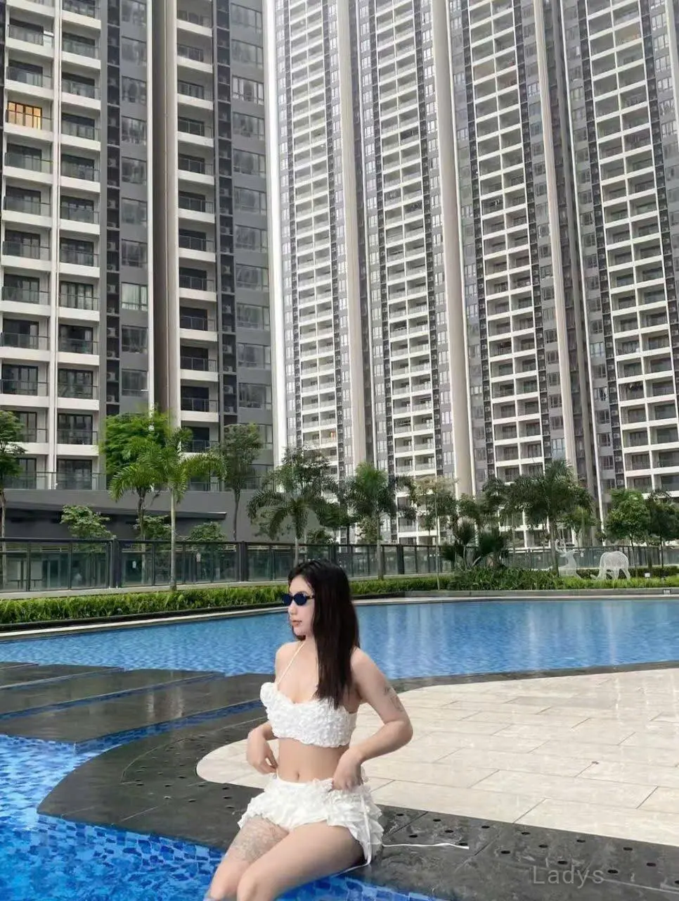 Mina, 20 years asian escorts girl, height 163 sm, Weight  kg, Muscat eacort